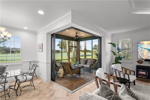 8760 Bellano CT 104, Naples, FL 34119