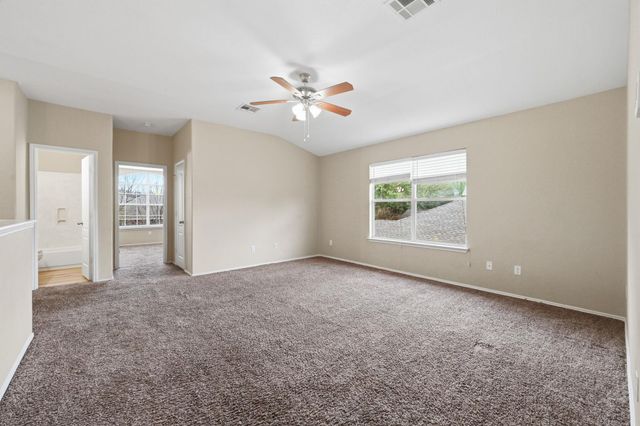 12621 Wayne Spur LN, Elgin, TX 78621