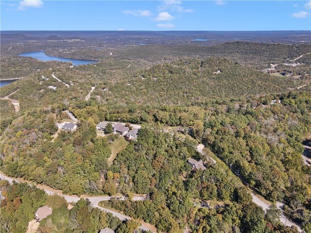 297 Holiday Island Drive, Holiday Island, AR 72631