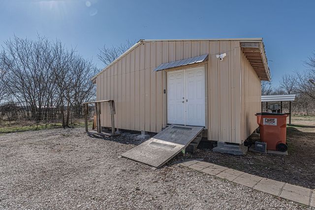 5728 County Road 1091, Celeste, TX 75423