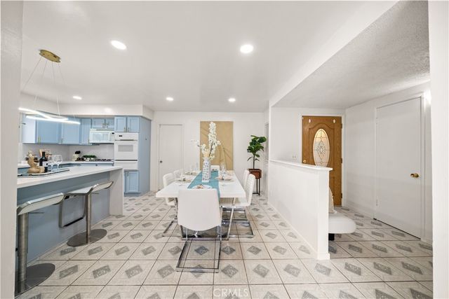 3332 La Puente, West Covina, CA 91792