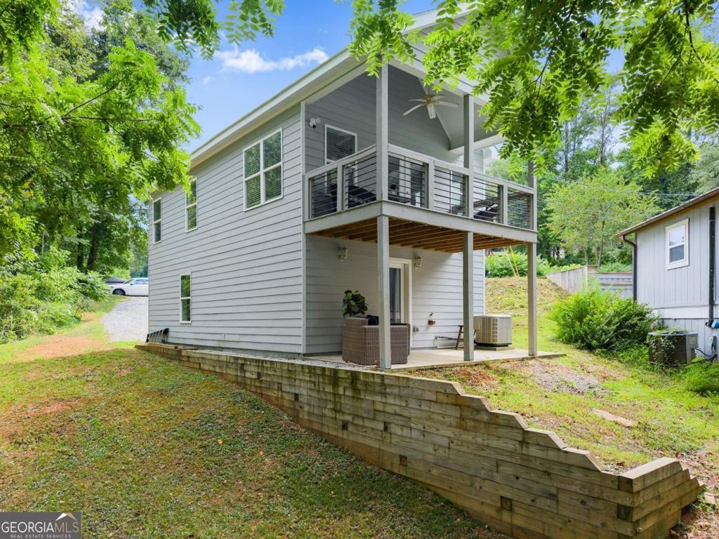 5652 Alligator Alley, Gainesville, GA 30506