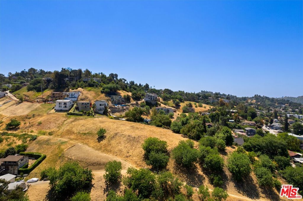 3586 N Mimosa Drive, Los Angeles, CA 90065 — photo 4