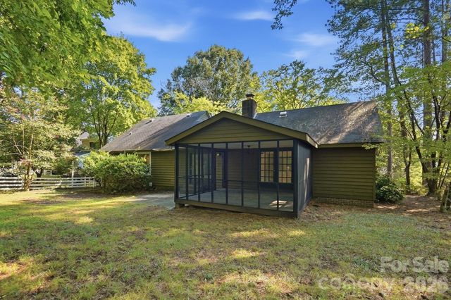 8315 Park Vista Circle, Charlotte, NC 28226