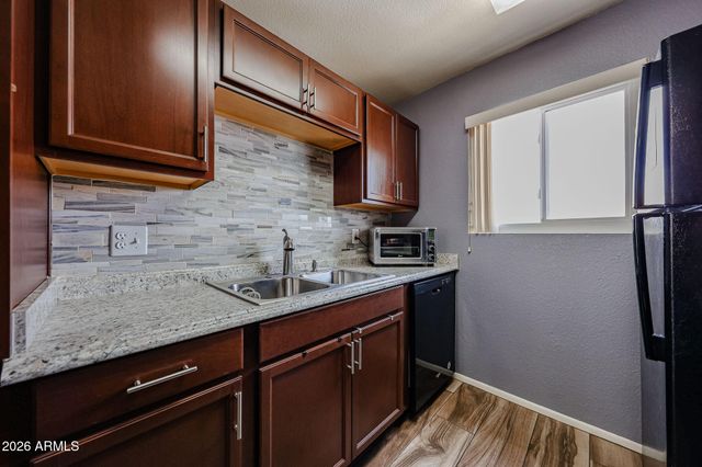 653 W Guadalupe Road 2116, Mesa, AZ 85210