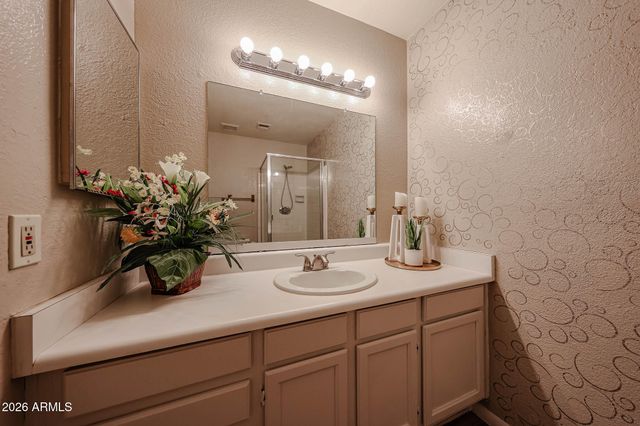 653 W Guadalupe Road 2116, Mesa, AZ 85210
