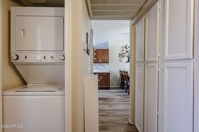 653 W Guadalupe Road 2116, Mesa, AZ 85210