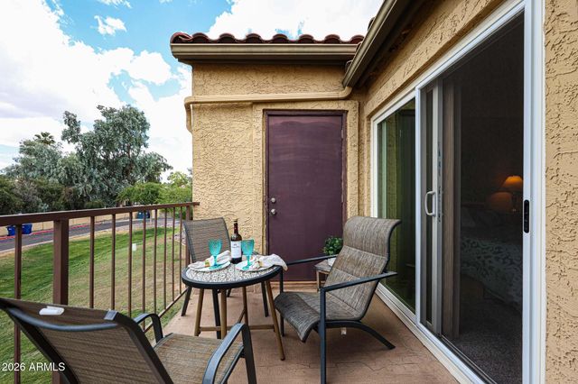 653 W Guadalupe Road 2116, Mesa, AZ 85210