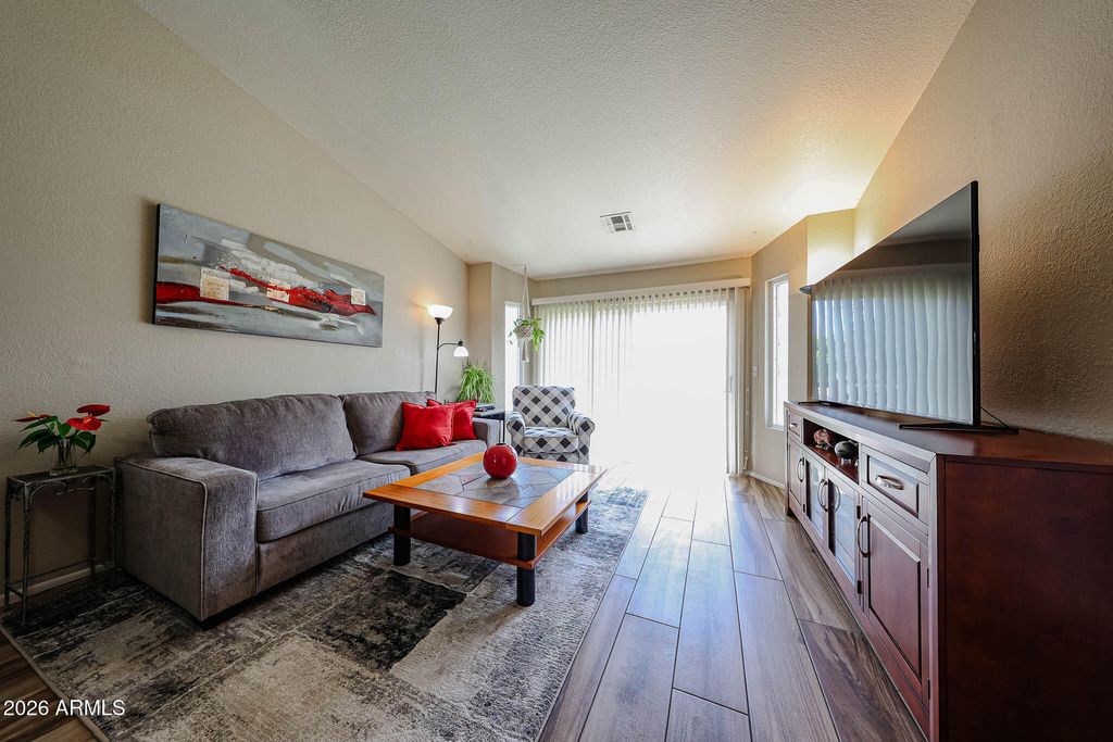 653 W Guadalupe Road 2116, Mesa, AZ 85210