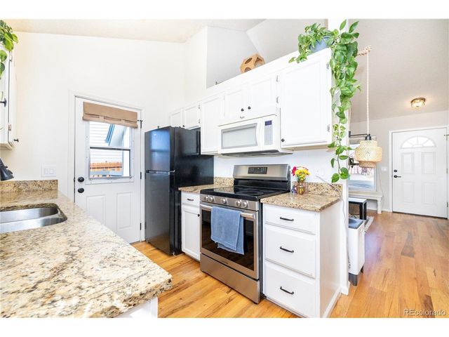 18244 E Layton Pl, Aurora, CO 80015