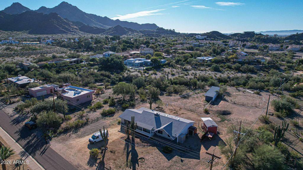 1701 E LAS PALMARITAS Drive, Phoenix, AZ 85020 — photo 5