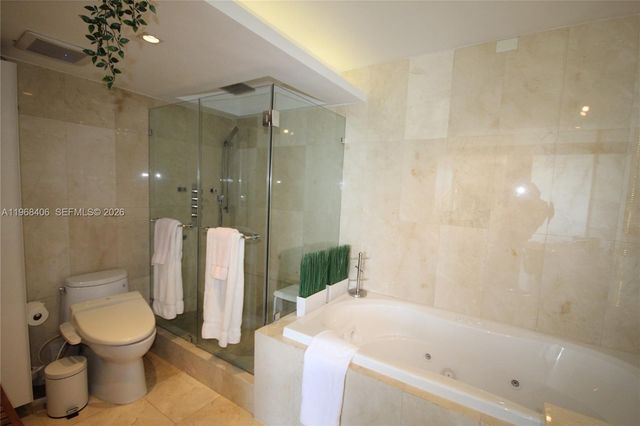 5151 COLLINS AV 532, Miami Beach, FL 33140