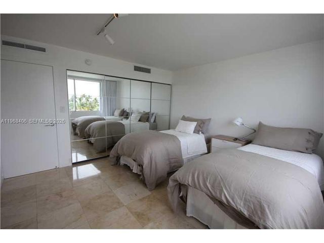 5151 COLLINS AV 532, Miami Beach, FL 33140