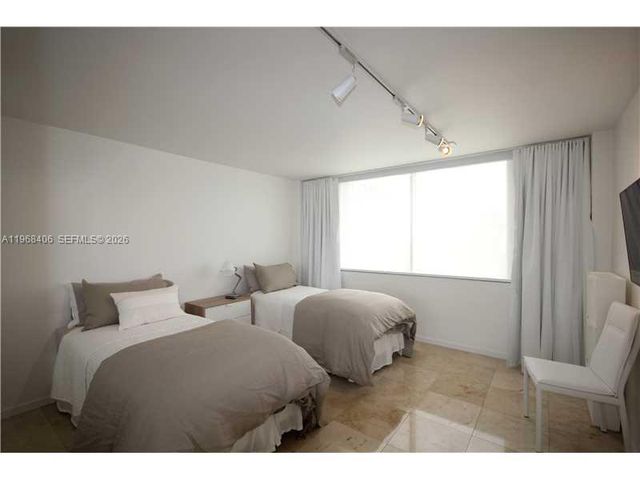 5151 COLLINS AV 532, Miami Beach, FL 33140