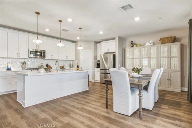 34330 Coconut Circle, Winchester, CA 92596