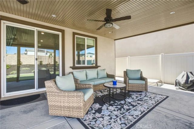 34330 Coconut Circle, Winchester, CA 92596