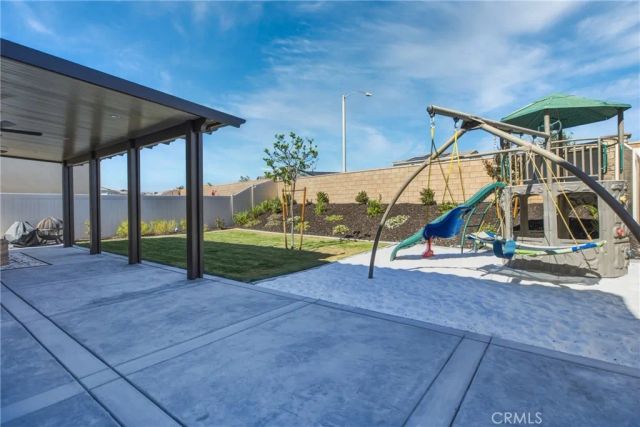 34330 Coconut Circle, Winchester, CA 92596