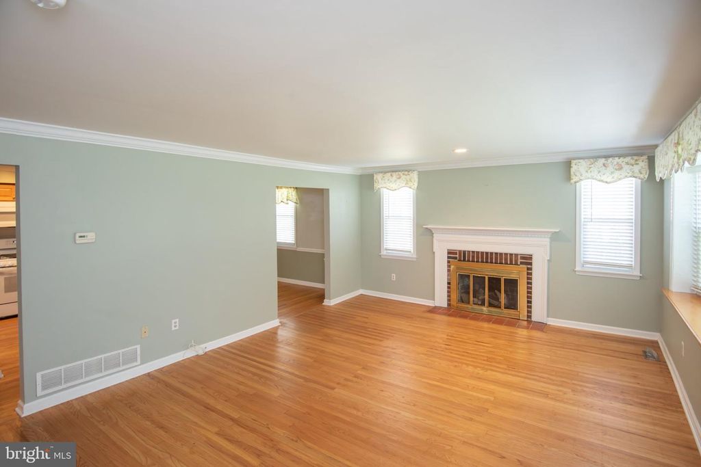 102 N DREXEL AVE, HAVERTOWN, PA 19083 — photo 5