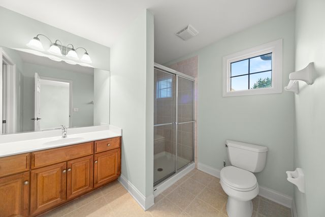 3818 Grand View Court, St. Charles, IL 60175