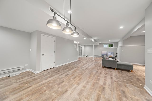 3818 Grand View Court, St. Charles, IL 60175