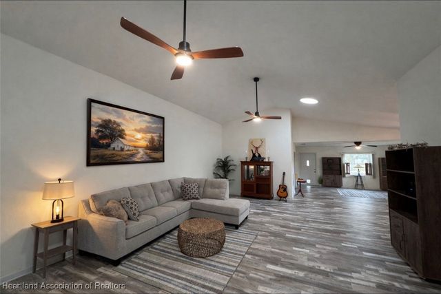 56 Grandview Boulevard, Lake Placid, FL 33852