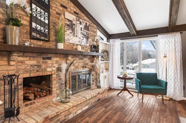 209 E 135th Street, Burnsville, MN 55337