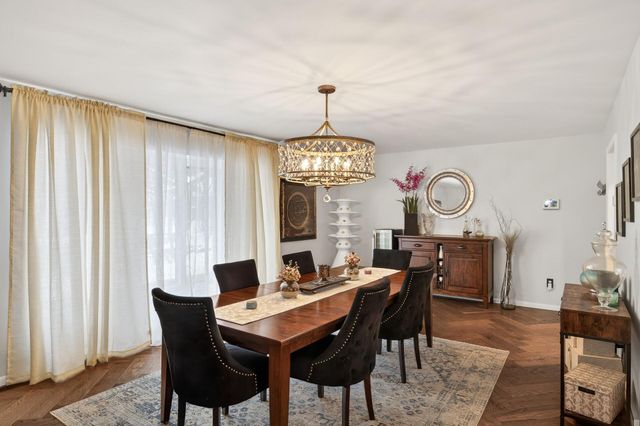 209 E 135th Street, Burnsville, MN 55337