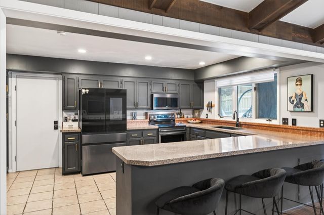 209 E 135th Street, Burnsville, MN 55337