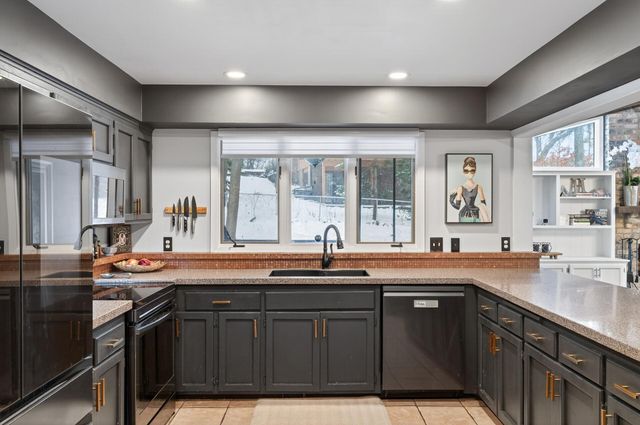 209 E 135th Street, Burnsville, MN 55337