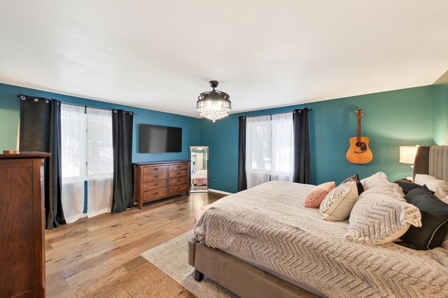 209 E 135th Street, Burnsville, MN 55337