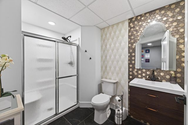 209 E 135th Street, Burnsville, MN 55337