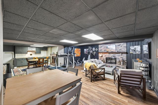 209 E 135th Street, Burnsville, MN 55337