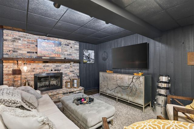 209 E 135th Street, Burnsville, MN 55337