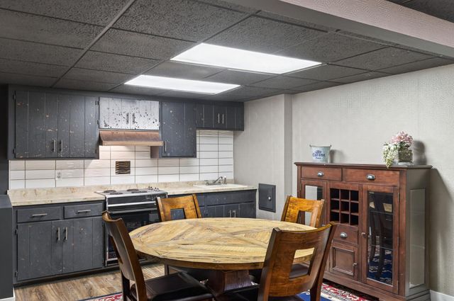 209 E 135th Street, Burnsville, MN 55337