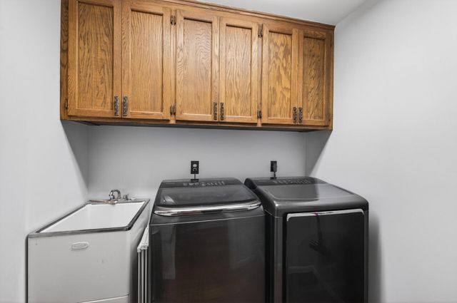 209 E 135th Street, Burnsville, MN 55337