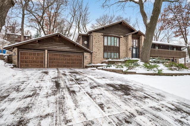 209 E 135th Street, Burnsville, MN 55337