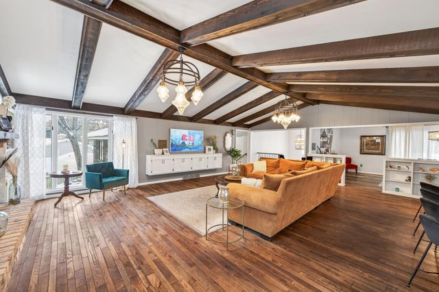 209 E 135th Street, Burnsville, MN 55337