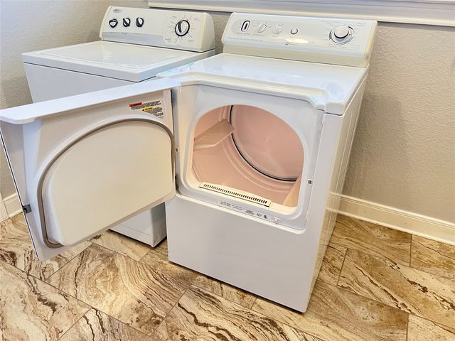 3333 Farmer Road, Azle, TX 76020