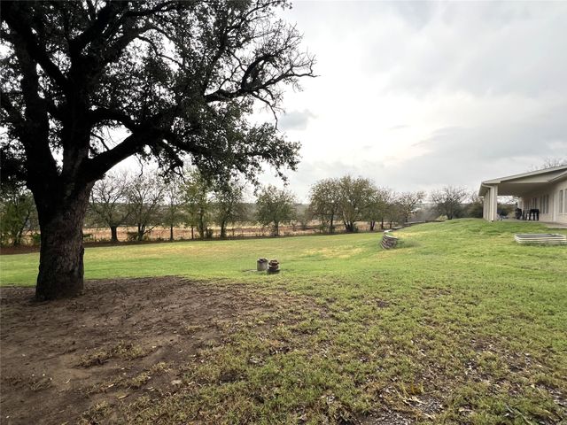 3333 Farmer Road, Azle, TX 76020