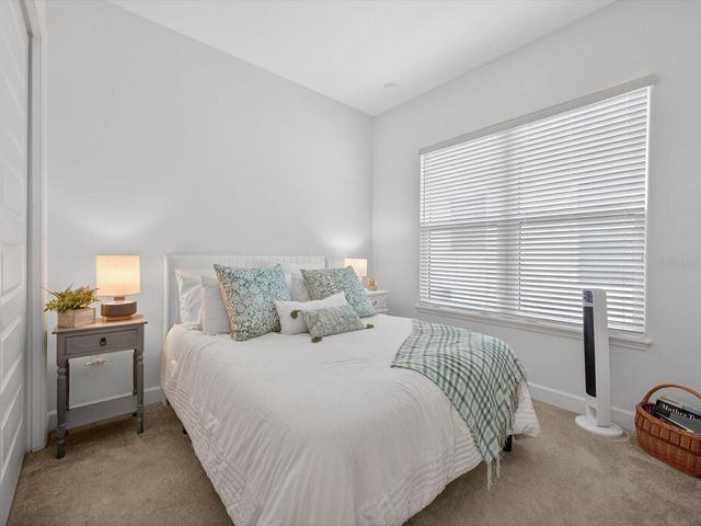 268 HAMPTON LOOP, Davenport, FL 33837