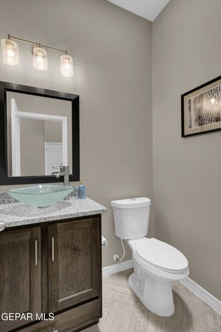 103 Daniel Lynn, Santa Teresa, NM 88008