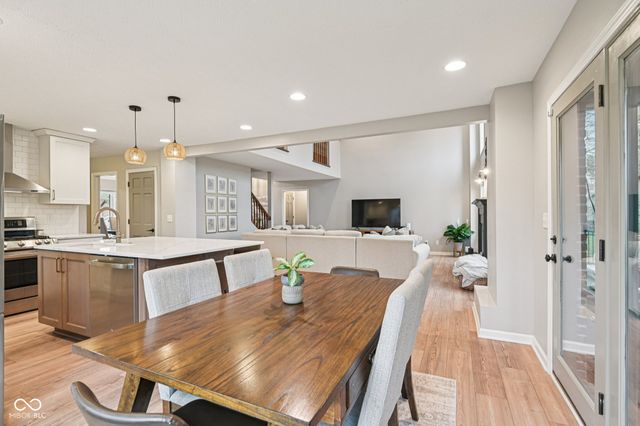 649 Hamlet Drive, Avon, IN 46123