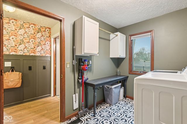 649 Hamlet Drive, Avon, IN 46123
