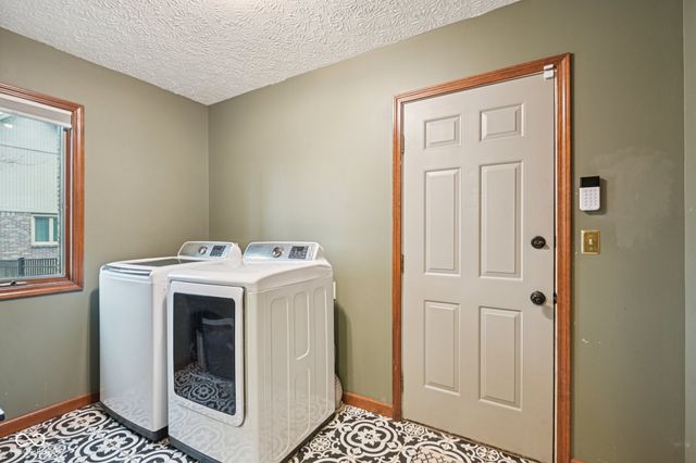 649 Hamlet Drive, Avon, IN 46123