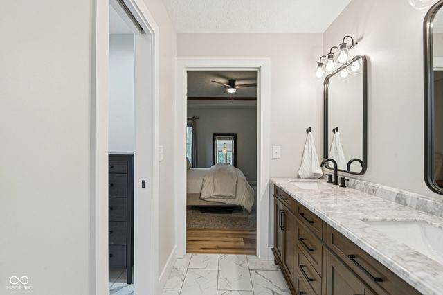 649 Hamlet Drive, Avon, IN 46123