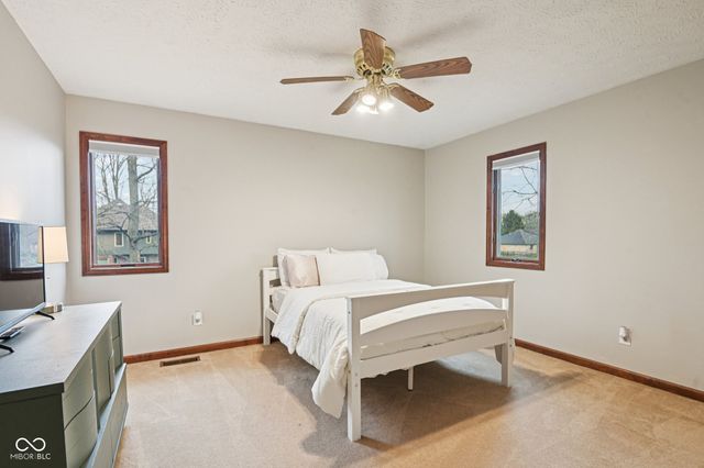 649 Hamlet Drive, Avon, IN 46123