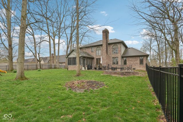 649 Hamlet Drive, Avon, IN 46123