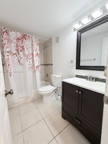 7705 Camino Real B413 B413, Miami, FL 33143