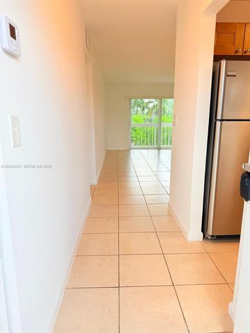 7705 Camino Real B413 B413, Miami, FL 33143
