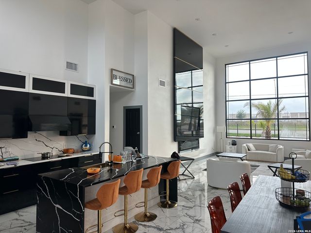 12011 Fm 1937, San Antonio, TX 78221